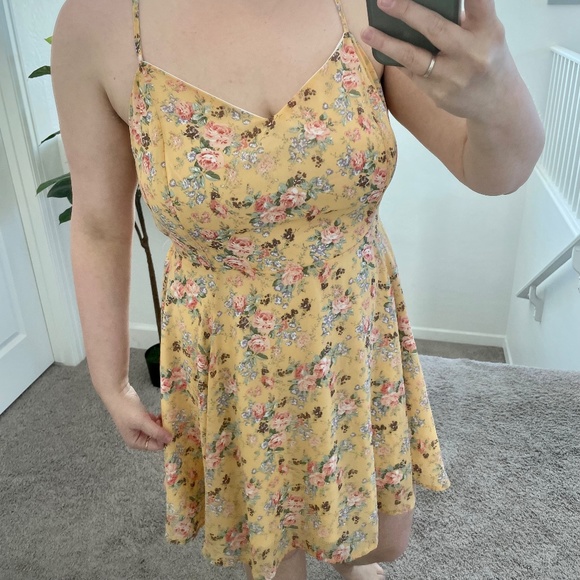 Floral Picnic Summer Tie Bow Back Adjustable Skater Babydoll Boho Mini Hip Dress - Picture 1 of 8